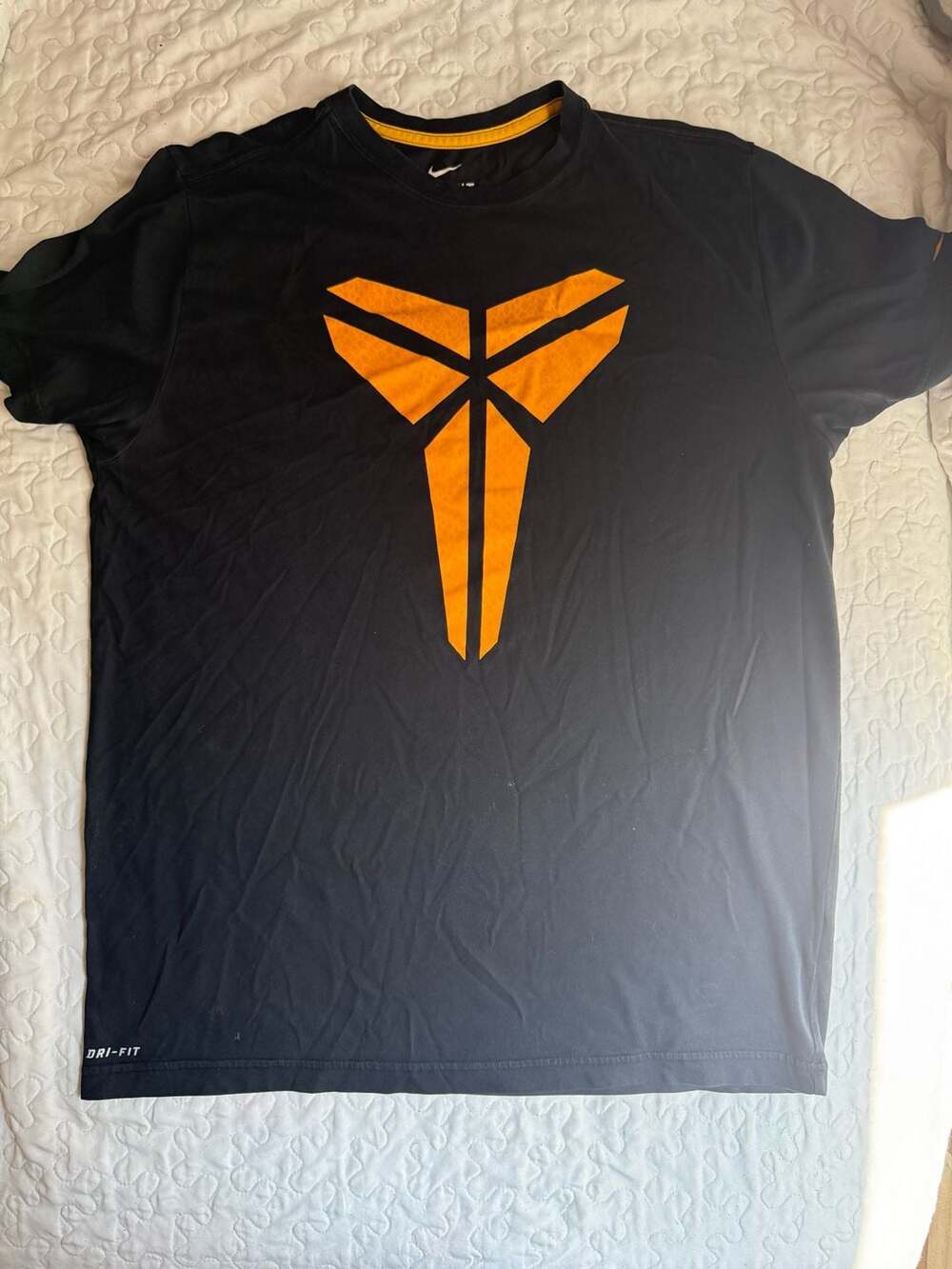 Vintage Nike Kobe Bryant Sheath Logo Dri-FIT T-Shirt Black and yellow